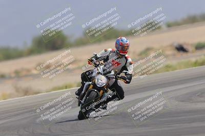 media/Sep-30-2023-SoCal Trackdays (Sat) [[636657bffb]]/Turn 15 (1120am)/